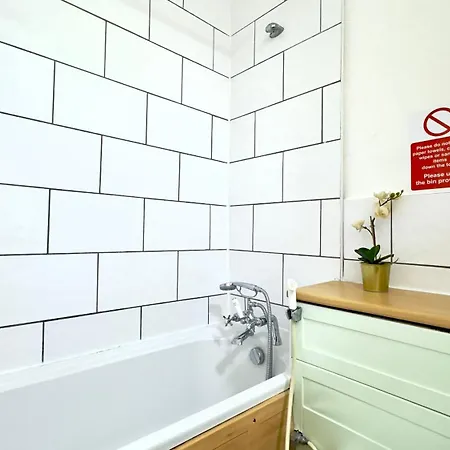 The Queens Palace 1 Bedroom Apartment Central London By Wild Esterno foto